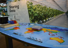 The greenhouse modelling platform SIOM helps greenhouse builders to build te right greenhouse for every climate zone. https://www.hortidaily.com/article/9339702/the-system-tells-us-straight-away-whether-additional-installations-are-needed/ 